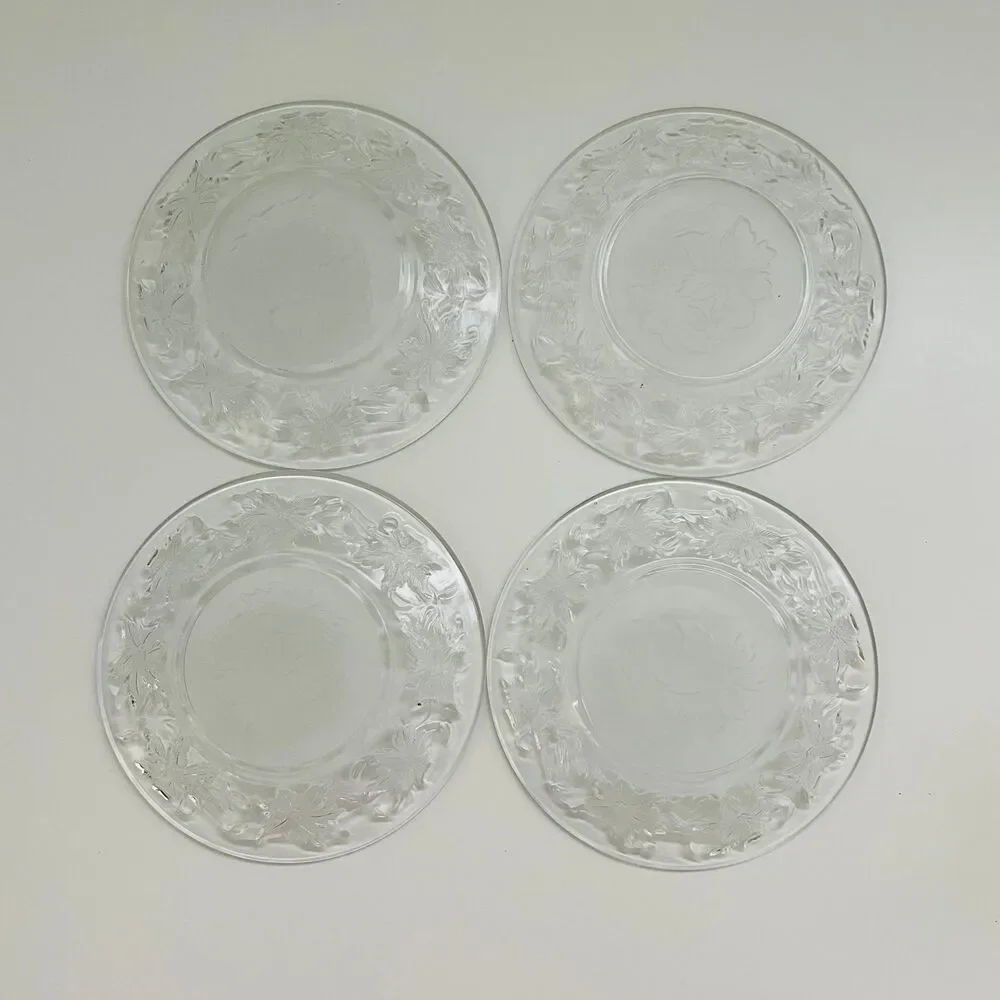 PRINCESS HOUSE Fantasia Clear Pressed Glass Poinsettia Appetizer Plates Set of 4